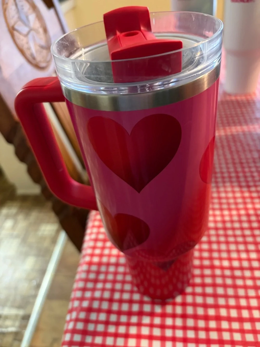Stanley Valentines 2026 40oz Tumbler - Picture 4 of 5
